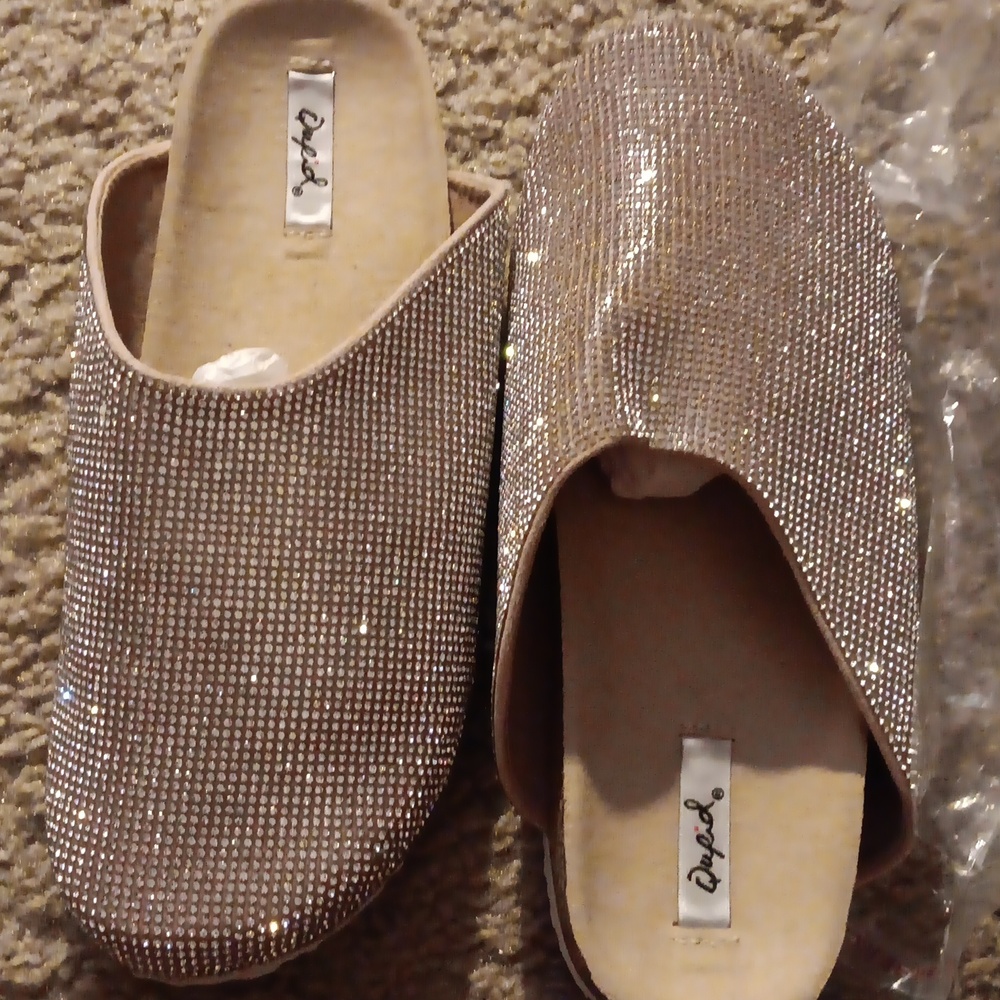 Qupid Rhinestone Slides